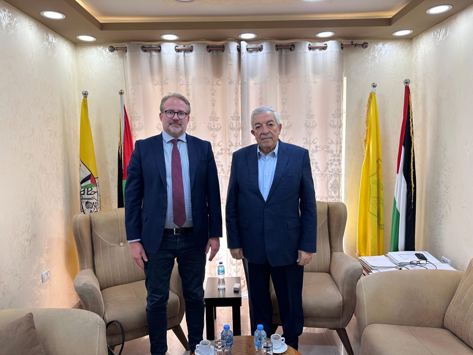 العالول يبحث مع السفير النرويجي التطورات السياسية والتحضيرات للانتخابات المحلية