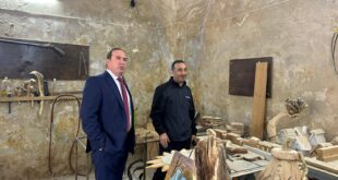 محافظ طولكرم اللواء عبد الله كميل يتفقد حوش الخواجا التاريخي في ضاحية شويكة