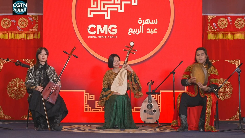 ليلة لم الشمل لاستقبال عام الحصان (٣): الموسيقى تزيل المسافات