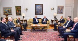 وفد مركزية حركة فتح يبحث مع وزير الخارجية المصري تطورات القضية الفلسطينية