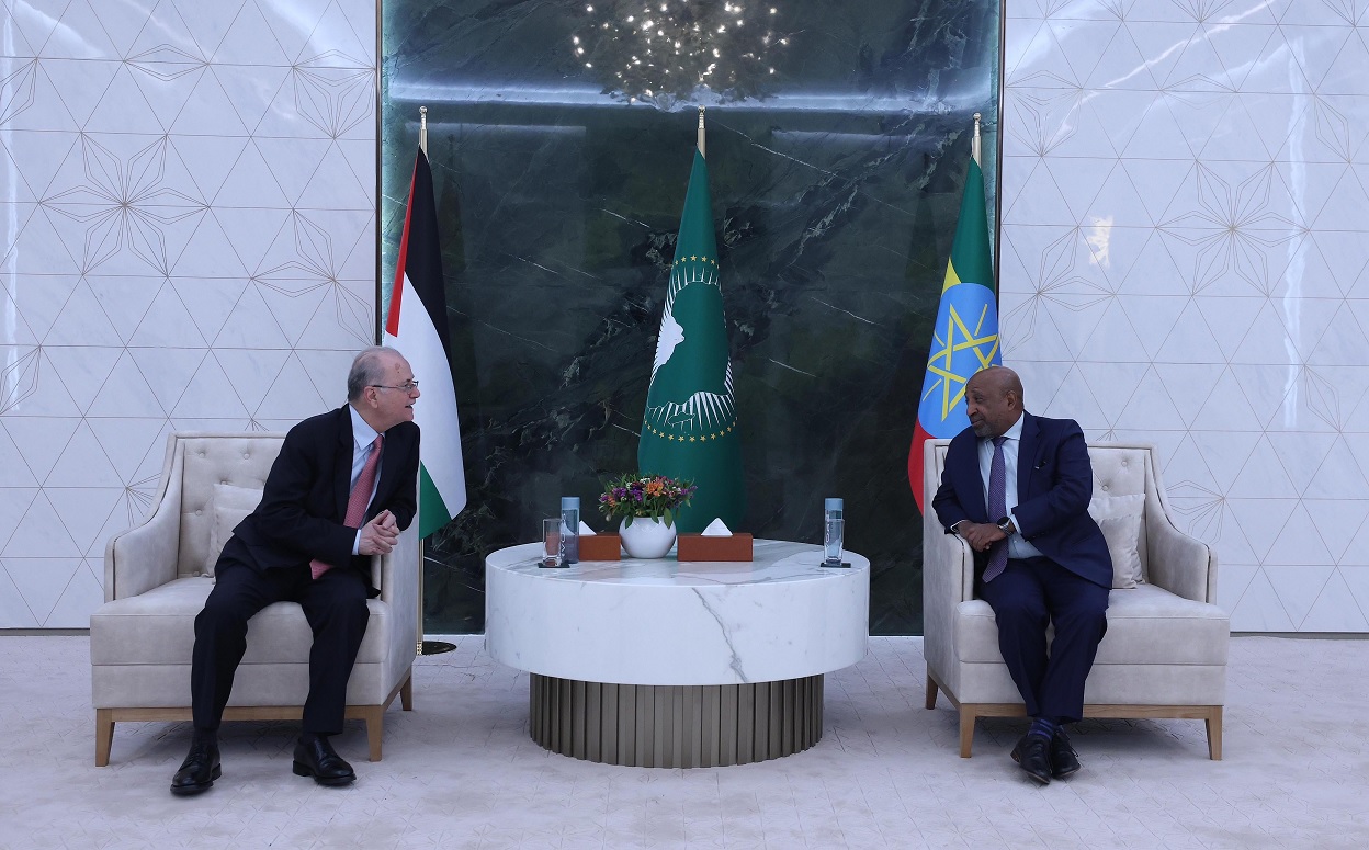 رئيس الوزراء محمد مصطفى يصل أديس أبابا للمشاركة في قمة الاتحاد الأفريقي