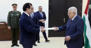 الرئيس عباس يتقبل أوراق اعتماد رئيس مكتب تمثيل جمهورية البرتغال لدى دولة فلسطين