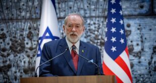 هاكابي : لـ " إسرائيل " حق السيطرة على الشرق الأوسط