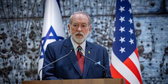 هاكابي : لـ " إسرائيل " حق السيطرة على الشرق الأوسط