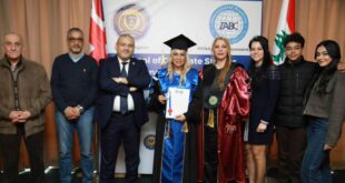 احتفال بتخرج دفعة من طلبة الدراسات العليا في أكاديمية لانكستر البريطانية في بيروت