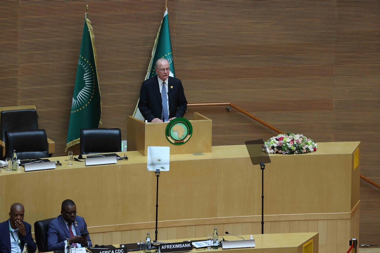 رئيس الوزراء يشارك في القمة التاسعة والثلاثين للاتحاد الأفريقي ممثلا عن الرئيس محمود عباس