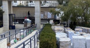 الهلال الأحمر في الضفة الغربية يسير 9 شاحنات محملة بأكثر من 3 ملايين وحدة دواء لإنقاذ الوضع الصحي في قطاع غزة