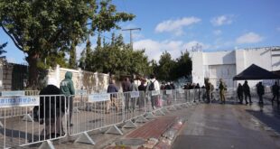 الاحتلال يسمح بدخول 10 آلاف مصل من الضفة الغربية للصلاة في المسجد الأقصى