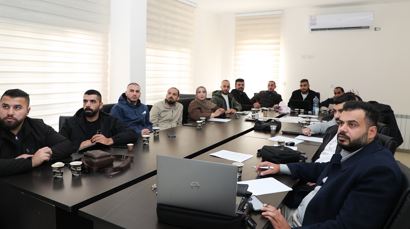 سلطة الأراضي تشارك في ورشة عمل مع هيئة الأراضي والمساحة الهولندية 