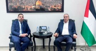 نائب الرئيس حسين الشيخ يستقبل نقيب المحامين الفلسطينيين فادي عباس