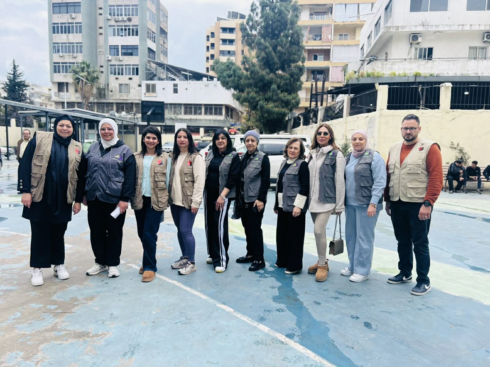 المواساة تدعم العائلات النازحة في مدرسة أنجليك صليبا… وتعيد للعيد معناه بين الأطفال