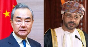 وزير خارجية الصين يدعو إلى الوقف الفوري للعمليات العسكرية في الشرق الأوسط خلال محادثات مع وزير خارجية عُمان