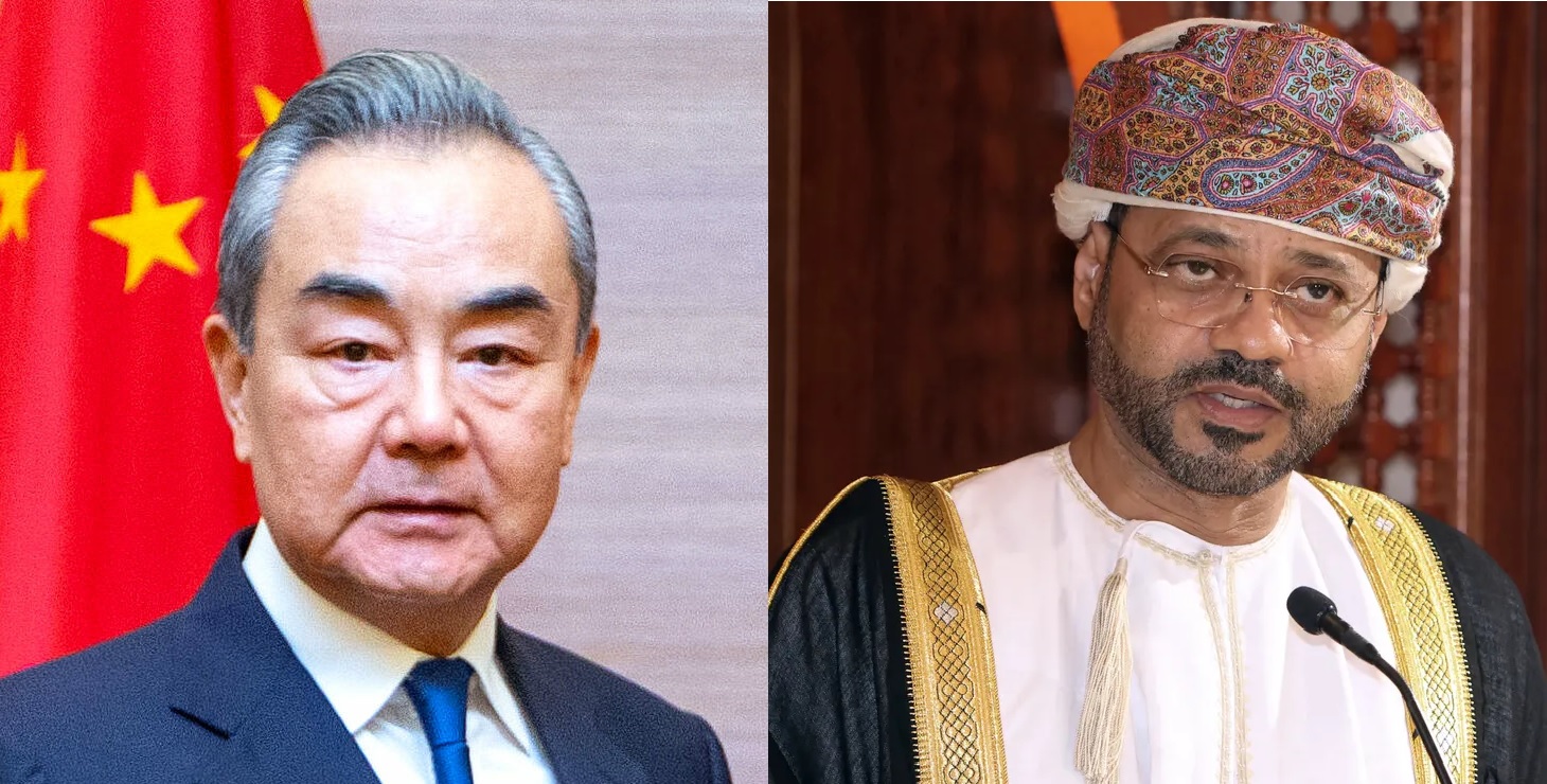 وزير خارجية الصين يدعو إلى الوقف الفوري للعمليات العسكرية في الشرق الأوسط خلال محادثات مع وزير خارجية عُمان