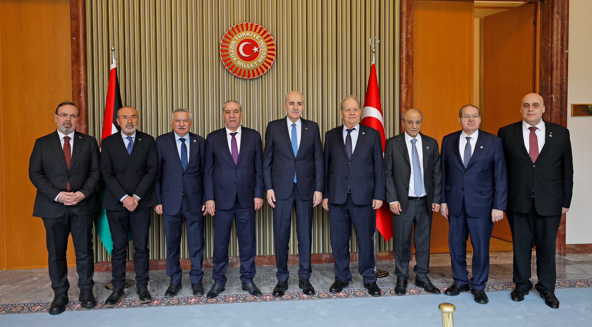 وفد فلسطيني برئاسة سيادة نائب الرئيس حسين الشيخ يلتقي رئيس البرلمان التركي