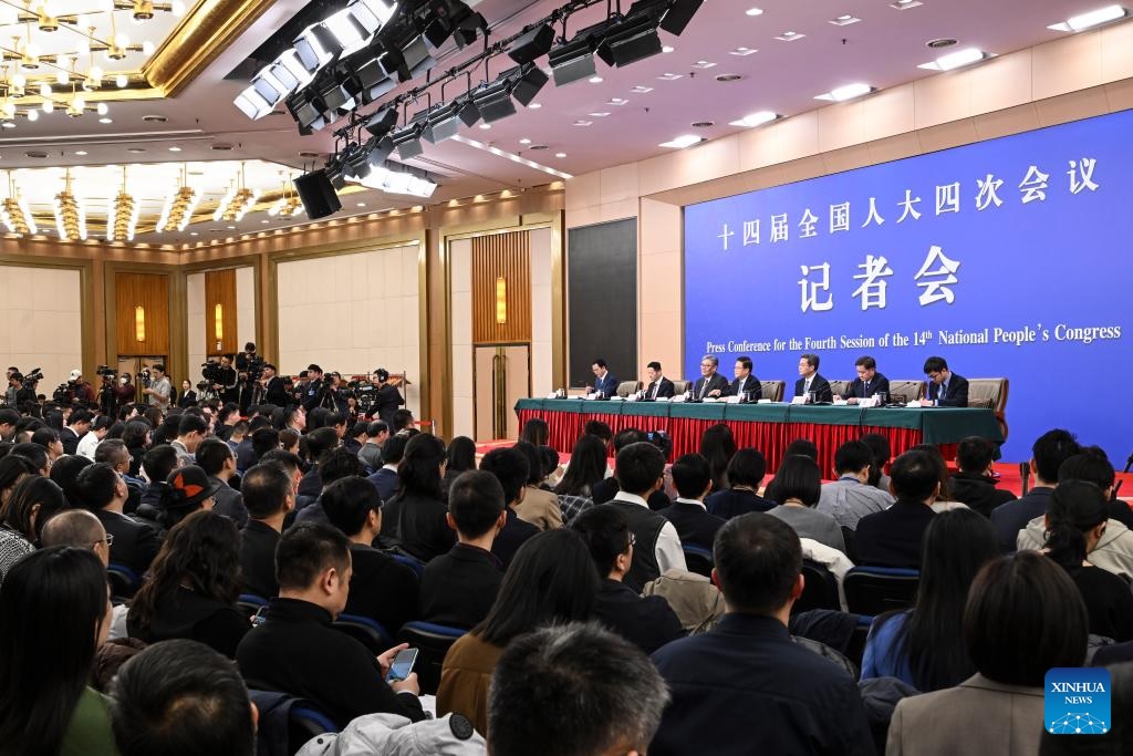 وزير المالية: الإنفاق المالي للصين سيبلغ مستوى قياسيا في عام 2026