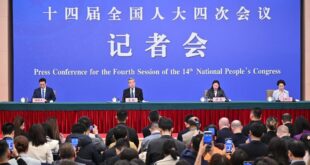 وزير الخارجية الصيني يلتقي الصحافة حول السياسة والعلاقات الخارجية