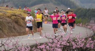 إقامة ماراثون في مدينة بشرقي الصين