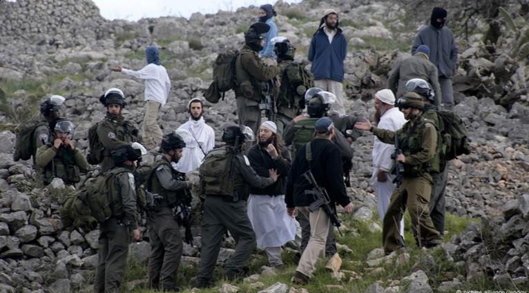 هيئة مقاومة الجدار والاستيطان : 1965 اعتداء نفذها الجيش والمستعمرون في شباط