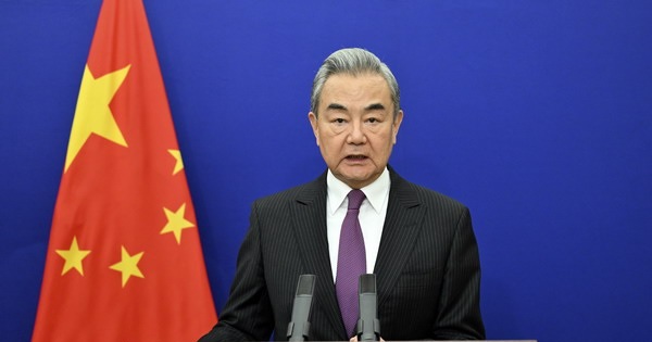 وزير خارجية الصين : الإحجام عن استخدام القوة أو التهديد باستخدامها يخدم كافة الأطراف بما فيها إسرائيل