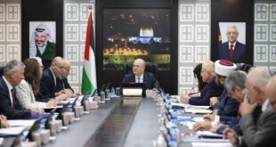 مجلس الوزراء يوجّه مختلف بعثاتنا الدبلوماسية ومؤسساتنا الوطنية لتكثيف جهودها لتعزيز المواقف الدولية الداعمة لشعبنا