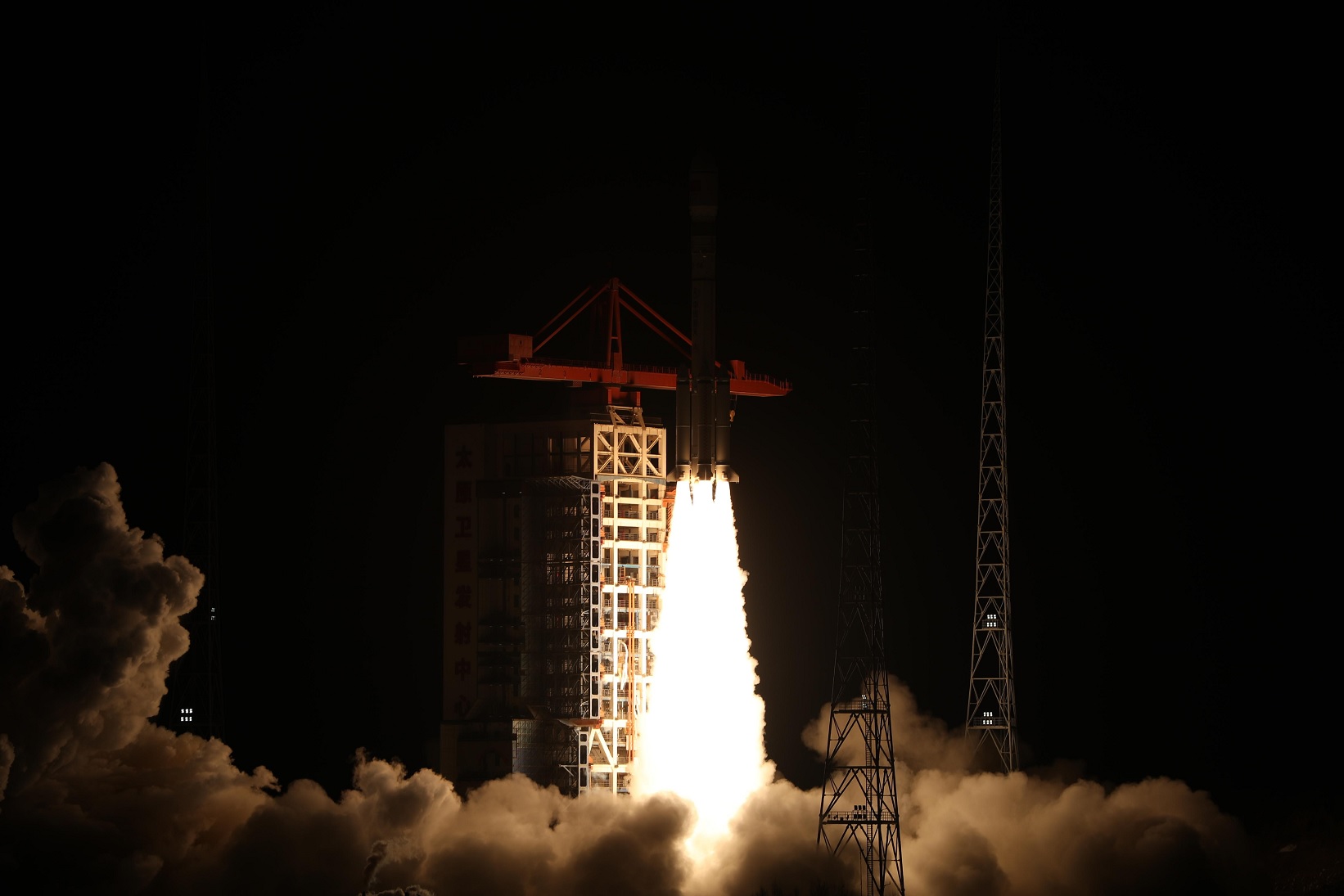 الصين تطلق قمرا صناعيا جديدا للاستشعار عن بُعد