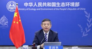 هوانغ رون تشيو، وزير الإيكولوجيا والبيئة الصينية
