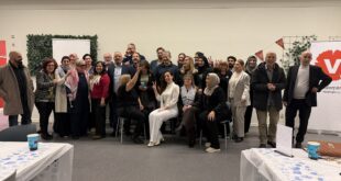 إفطار رمضاني وحوار سياسي في هيلسنجبوري يعززان الشراكة بين حزب اليسار السويدي والجالية الفلسطينية