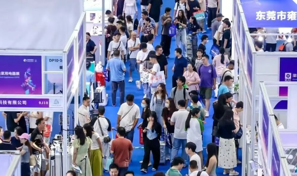 مقالة خاصة: "الذكاء الاصطناعي+الاستهلاك" يضفي مزيدا من الراحة على حياة الصينيين اليومية