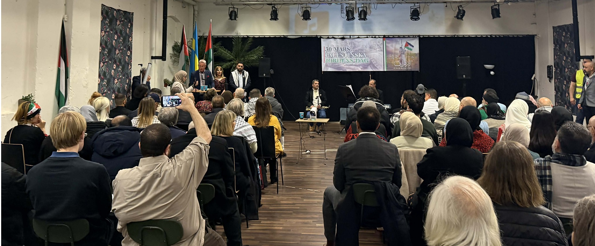 حركة فتح – إقليم السويد تحيي يوم الأرض بمهرجان مركزي في هيلسنجبوري