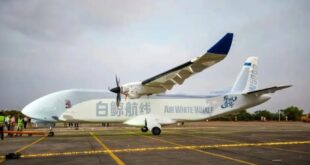 ما هي التقنيات المتطورة الكامنة في طائرة الشحن W5000 الكبيرة بدون طيار؟