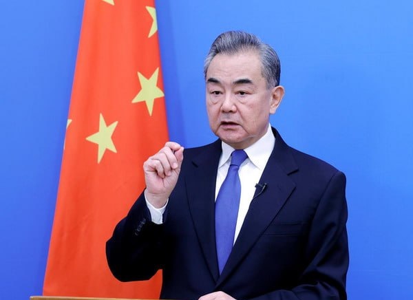 وزير الخارجية الصيني: يجب عدم تجاوز الخط الأحمر لحماية المدنيين في النزاعات