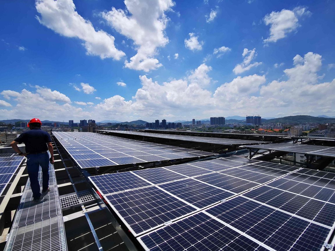 الصين تصدر توجيهات لتعزيز إعادة التدوير واستخدام وحدات الطاقة الشمسية