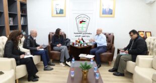 أبو هولي يبحث مع مديرة مشروع "CASP" سبل تعزيز التعاون الفني لتحسين أوضاع اللاجئين الفلسطينيين