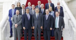 وزير التجارة الصيني: نرحب بالشركات الأمريكية لمواصلة نموها في السوق الصينية