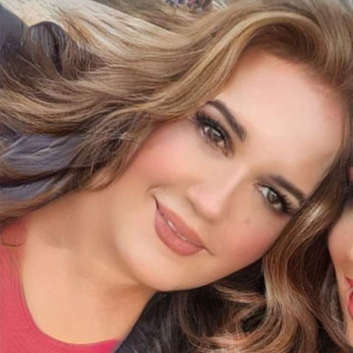 حِينَ يُؤْذِينَا الأَدَبُ