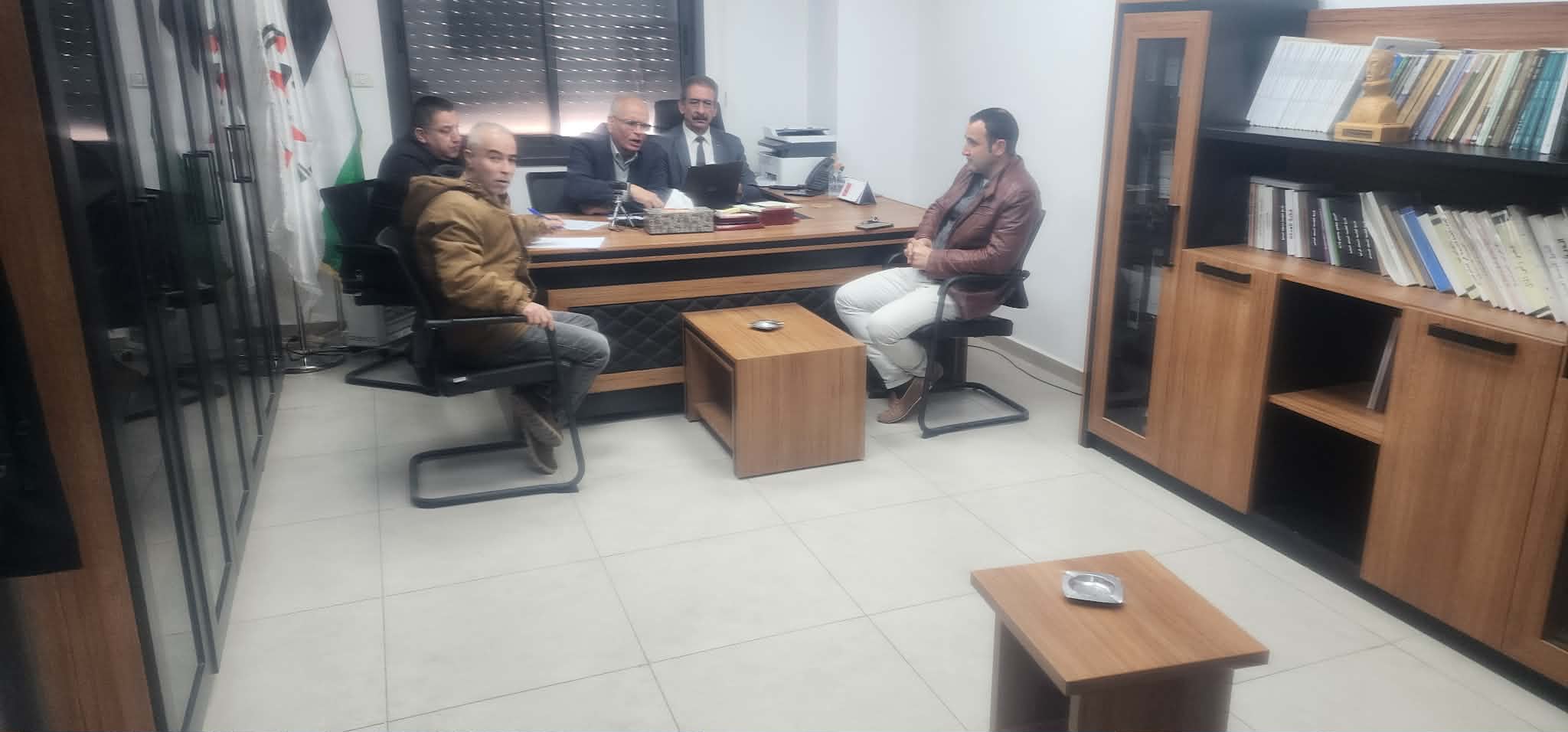 النضال الشعبي : الاحتلال يحول العاصمة القدس لثكنة عسكرية ويواصل اغلاق المسجد الاقصى بحرب عدوانية