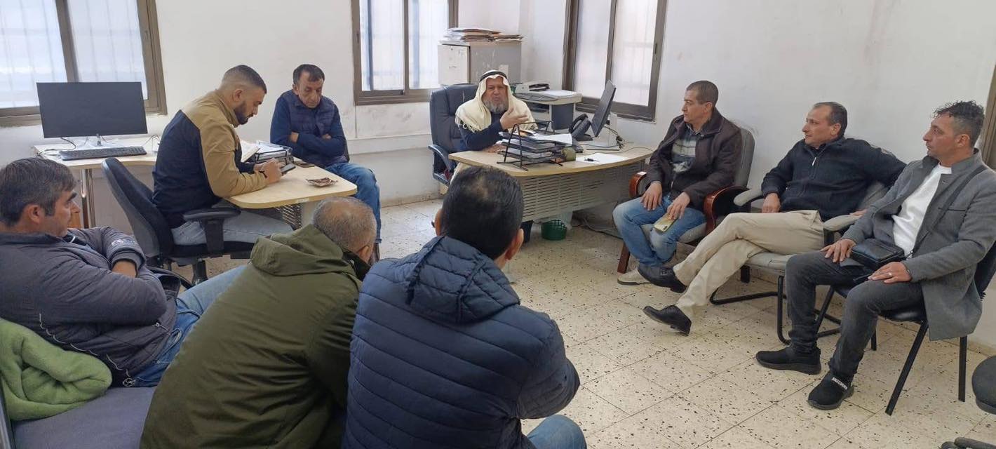 التوجيه الوطني والمعنوي وبالتعاون مع الأوقاف ينظمان محاضرة دينية في قلقيلية
