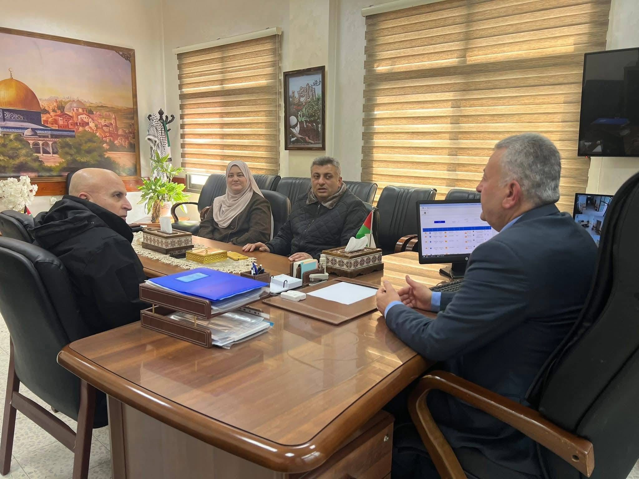 التوجيه الوطني والمعنوي يلتقي مديرية التربية في طولكرم ويبحث سبل التعاون لدعم المدارس
