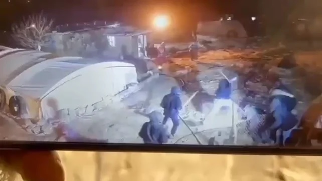 مستوطنون يعتدون على المواطنين في خربة يرزا شرق طوباس