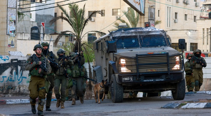 الاحتلال يقتحم قلقيلية ويواصل حصار قرى شرق المحافظة