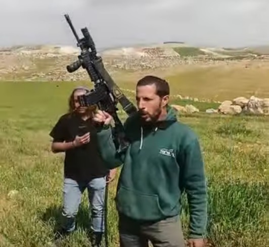 إصابة 3 أطفال بجروح ورضوض في اعتداء للمستوطنين بمسافر يطا جنوب الخليل