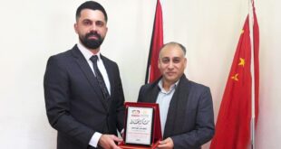 رئيس مجلس إدارة شركة أبناء أبو منشار للتعهدات العامة يزور جمعية الصداقة الصينية في رام الله