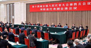 قادة صينيون بارزون ينضمون إلى مشرعين ومستشارين سياسيين وطنيين في مداولات ومناقشات في إطار الدورتين السنويتين