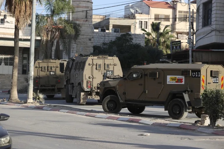 الاحتلال يقتحم نابلس ويداهم منزلا في رفيديا