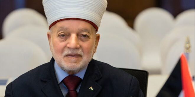 المفتي محمد حسين يدين جريمة إحراق مسجد "محمد فياض" في قرية دوما