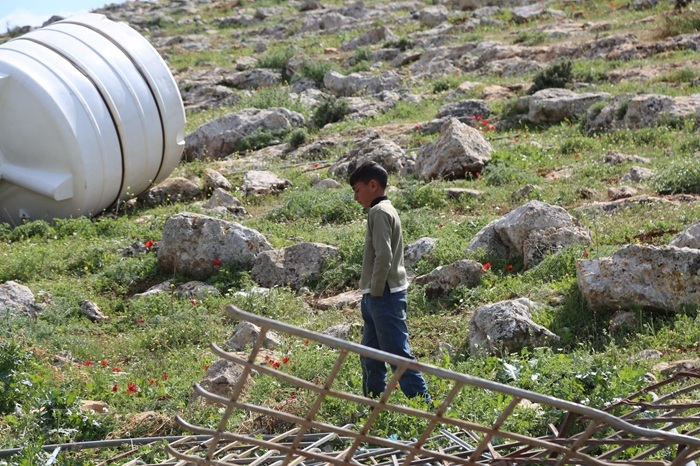 خربة يرزا .. تهجير قسري بعد عقود من الاستهداف الاستيطاني