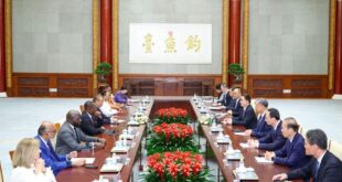 نائب الرئيس: الصين مستعدة لتعزيز مجتمع عالمي للتنمية التشاركية مع جميع الأطراف