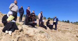 النضال الشعبي : أداء طلبة الثانوية العامة امتحانهم التجريبي في العراء في ام الخير جريمة بحق الطلبة بالوصول الآمن إلى التعليم