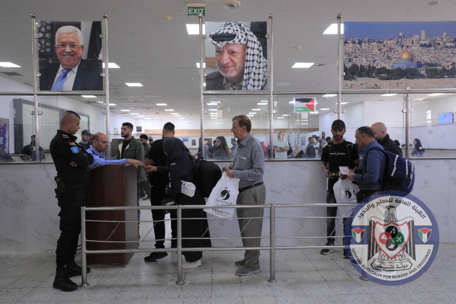 19 ألف مسافر تنقلوا عبر معبر الكرامة الأسبوع الماضي