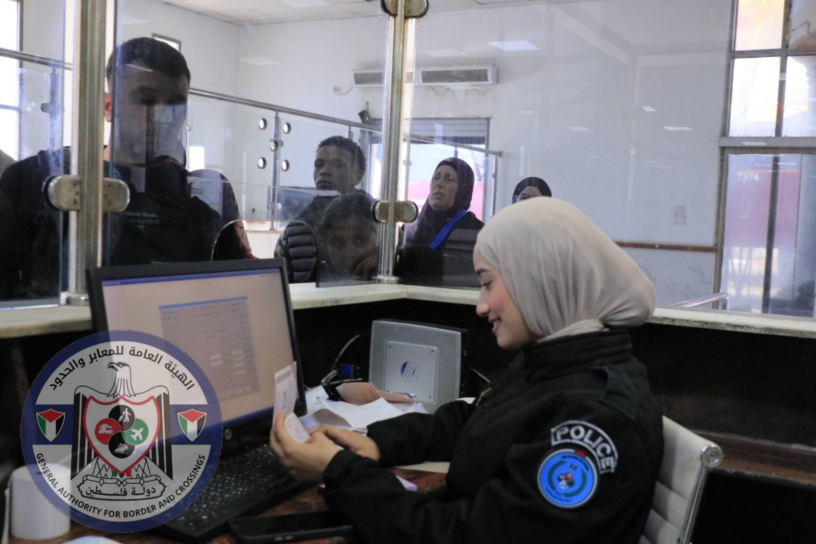 19 ألف مسافر تنقلوا عبر معبر الكرامة الأسبوع الماضي